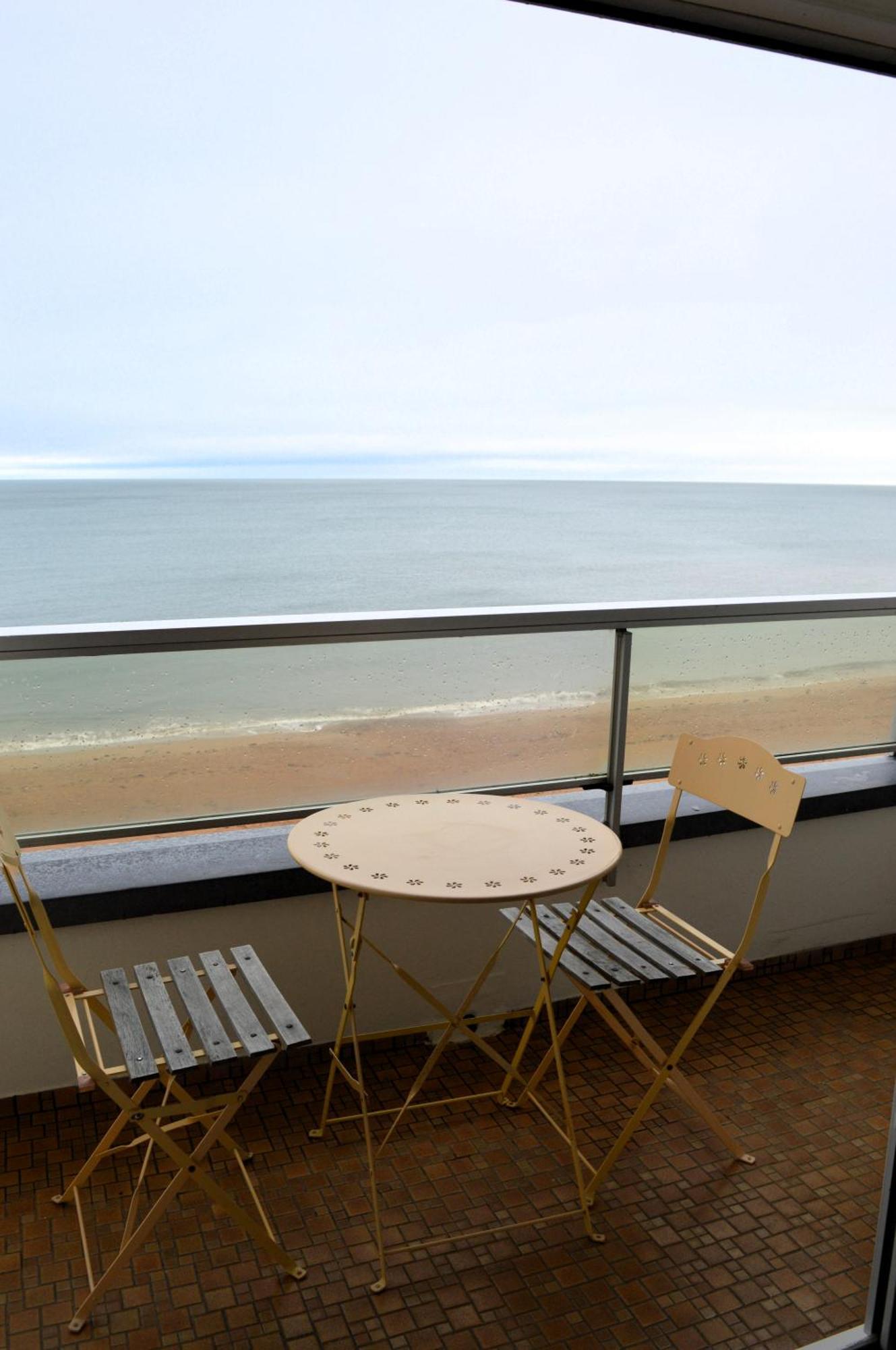 L'Esperluette - Magnifique Vue Mer Et Balcon 쿠르쇨 쉬르 메르 외부 사진